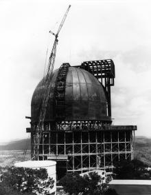 Construction on the 107-inch telescope 
